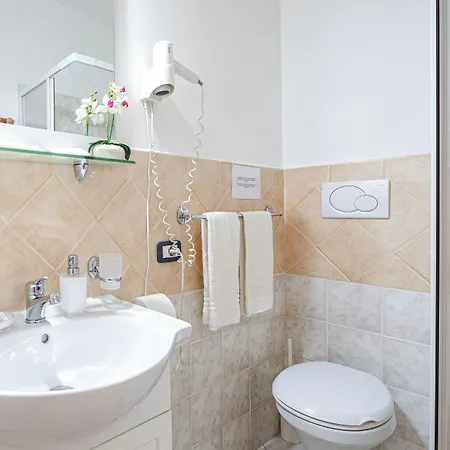 Rome's Angel 3* Roma